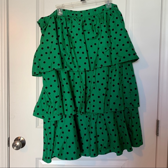 Who What Wear Dresses & Skirts - Who What Wear Green Polka Dot Tiered Midi Skirt